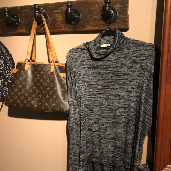 Wilfred free too - Picture 1 of 3